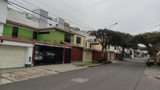 Enrique Salazar Barreto , Lima, Lima 00001, Peru