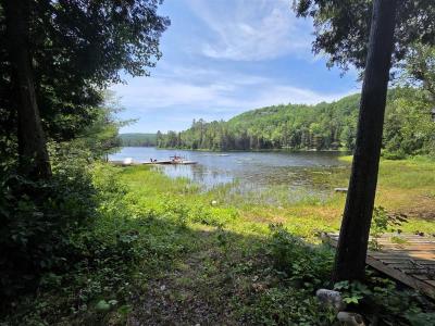 135Z Ch. Philippe, Otter Lake, Quebec J0X 2P0, Kanada