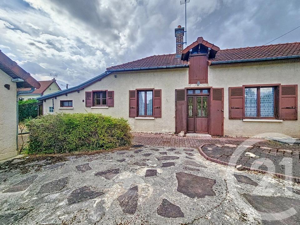 St Julien Les Villas, Champagne-Ardenne 10800, France