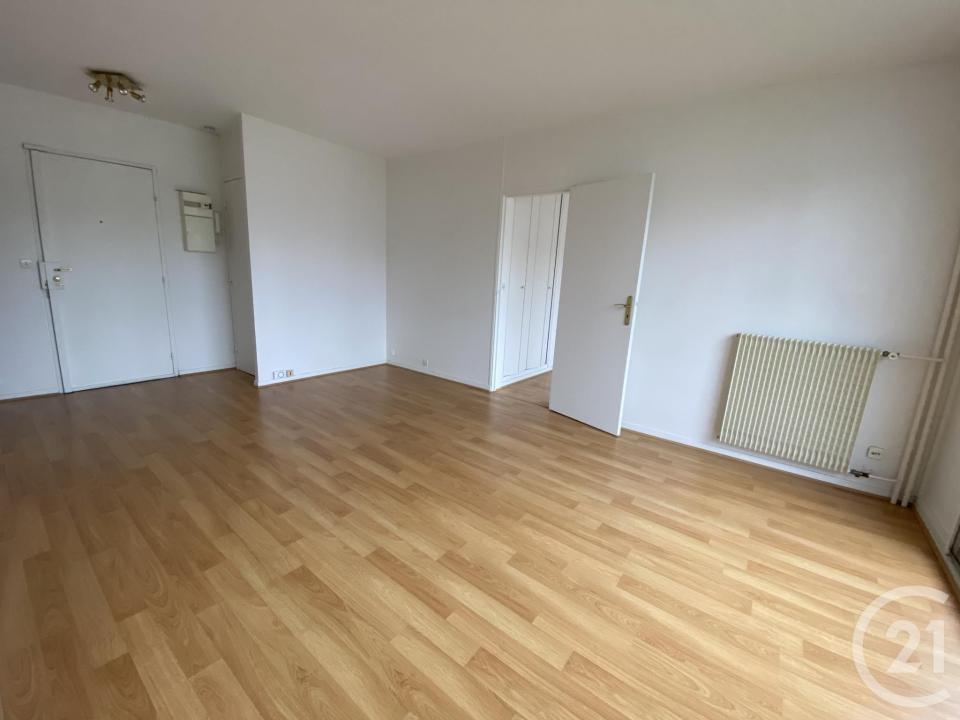 Puteaux, Île-de-France 92800, França