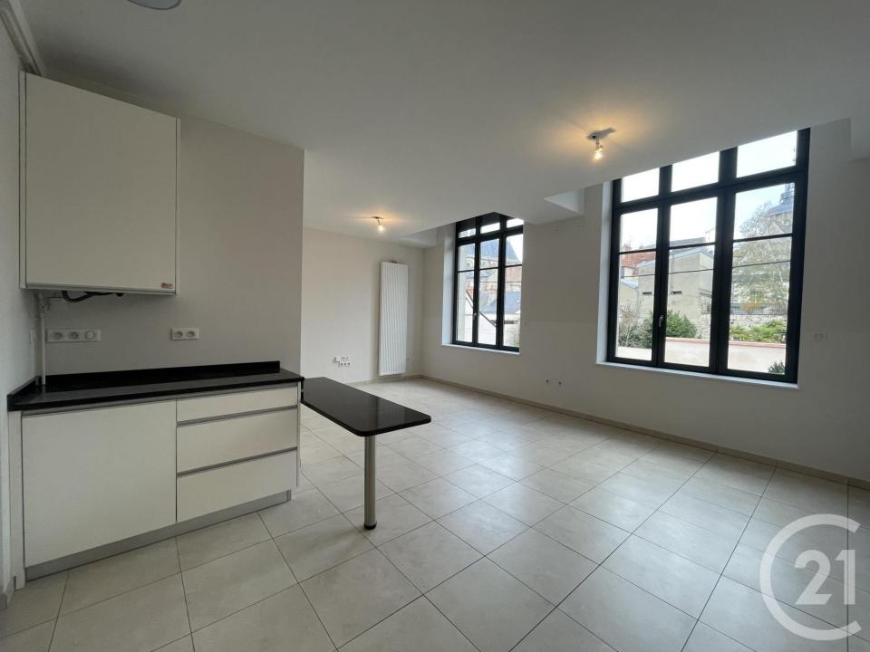Moulins, Auvergne 03000, France