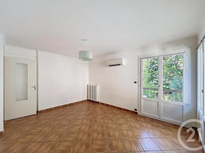 Ceret, Languedoc-Roussillon 66400, França