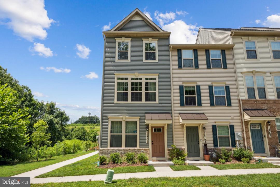 19701 Preservation Mews, Montgomery Village, Maryland 20886