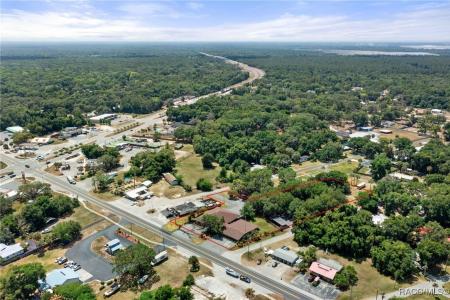 62 Hwy 40 W, Inglis, Floryda 34449, USA