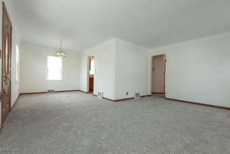 1564 Woodrow Avenue, Mayfield Heights, 俄亥俄州 44124, 美国