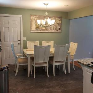 12 High Ridge Road, Poughkeepsie, New York 12603, USA