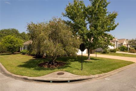 24801 CRANES ROOST CIRCLE, LEESBURG, Florida 34748, USA