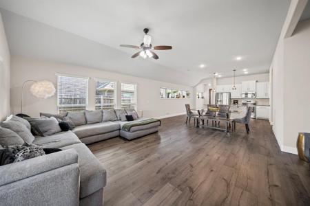 725 Salvia Court, Midlothian, Texas 76065, USA