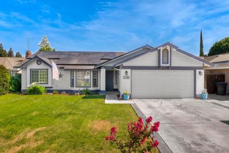 5746 W Judy Court, Visalia, California 93277, USA