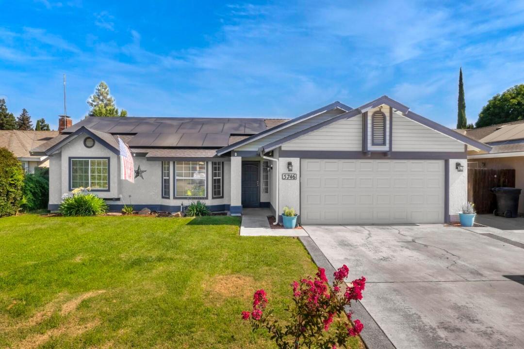 5746 W Judy Court, Visalia, California 93277