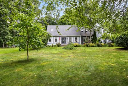 43 Burcam Drive, Madison, Connecticut 06443, USA