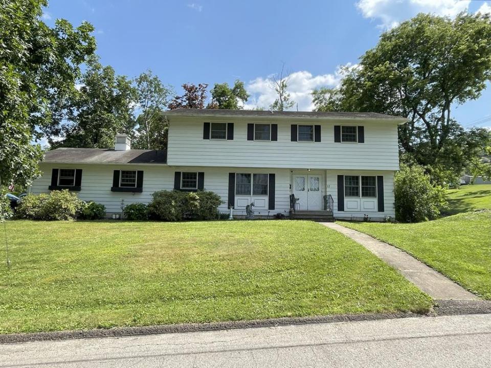 17 Thomas, Towanda, Pennsylvania 18848, Amerika Birleşik Devletleri