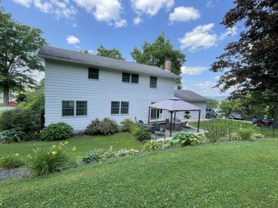 17 Thomas, Towanda, Pennsylvania 18848, USA