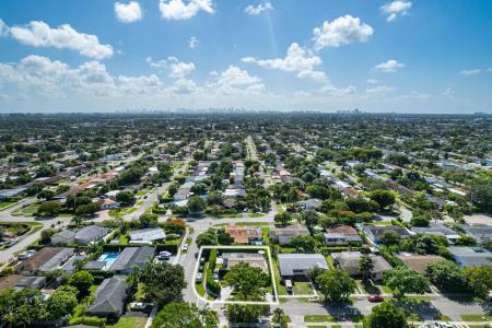 4738 Claremont Park Dr, Miami, Florida 33144, USA