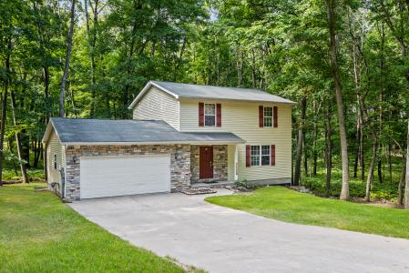 12095 DuBois , Canadian Lakes, Michigan 49346, Estados Unidos