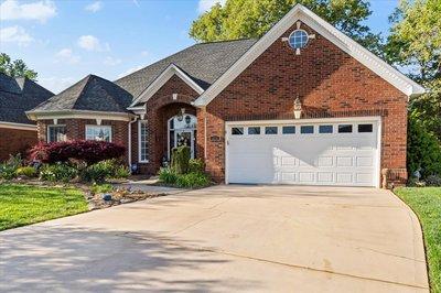 1511 Elkhart Circle, Gastonia, Karolina Północna 28054, USA