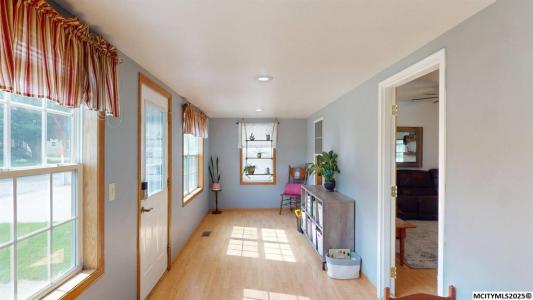 516 S Broadway, Manly, Iowa 50456, USA
