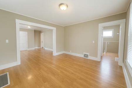 216 Polk Ave., Charleston, Illinois 61920
