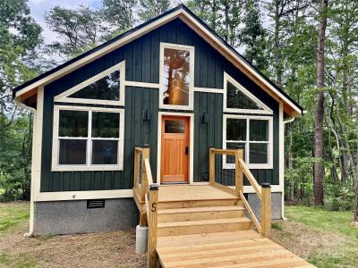 5 S Bear View Drive, Hendersonville, Kuzey Karolina 28792, Amerika Birleşik Devletleri