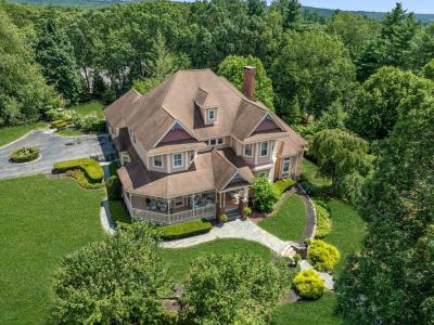 2 Country Way, Hopkinton, Massachusetts 01748, Estados Unidos