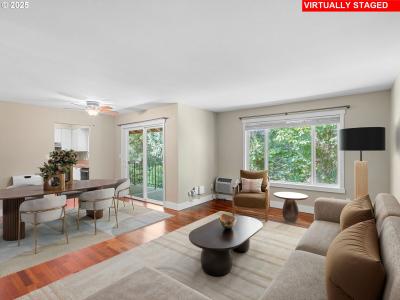 6801 SW Terri CT , 60, Portland, Oregon 97225, USA
