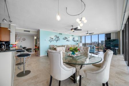 7600 Bayshore Dr #703, Treasure Island, פלורידה 33706, ארצות הברית של אמריקה