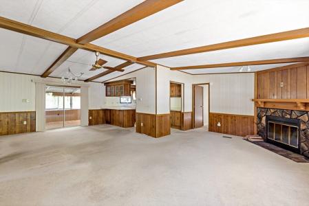 3-9 South Meadow Village, Carver, Massachusetts 02330, USA