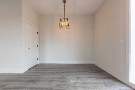 4021 N Keystone Avenue , 3N, Chicago, イリノイ 60641, アメリカ合衆国