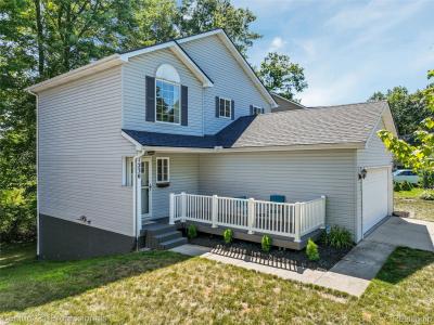 1230 Sherwood Forest Court, Waterford, Michigan 48327, Estados Unidos