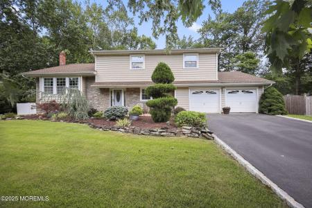 46 Sandburg Drive, Morganville, NJ 07751, USA