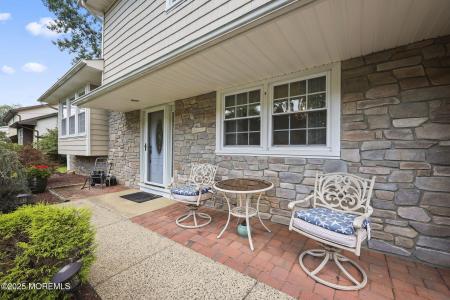 46 Sandburg Drive, Morganville, New Jersey 07751, Amerika Birleşik Devletleri