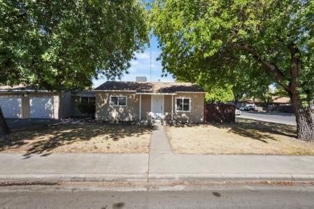 1517 Kearney Avenue, Modesto, California 95350, USA