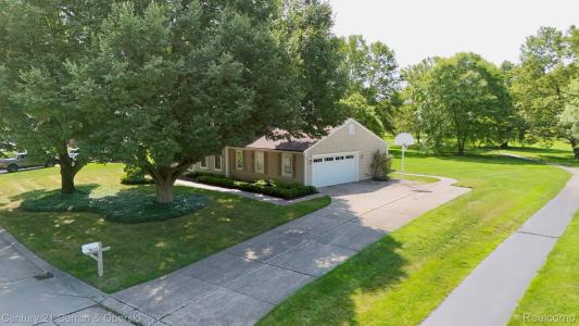 42117 Banbury Road, Northville, Michigan 48168, USA