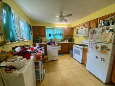 1120 E Stotlar St, Herrin, Illinois 62948, Estados Unidos