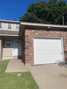 2621 Lee Avenue, Fort Worth, Texas 76164