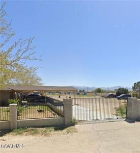 9752 E Ave Q-6, Palmdale, California 93591, Estados Unidos