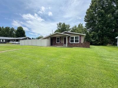 521 S. 5th Street, Herrin, Illinois 62948, USA