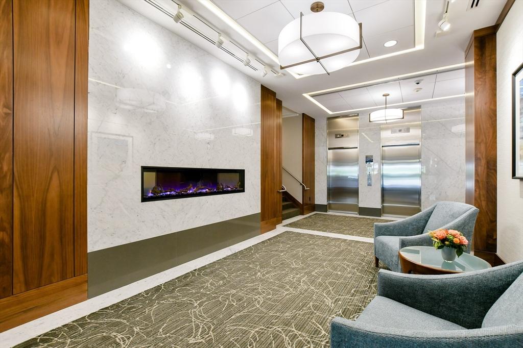 6 Whittier Pl , #16C, Boston, 麻薩諸塞州 02114, 美國