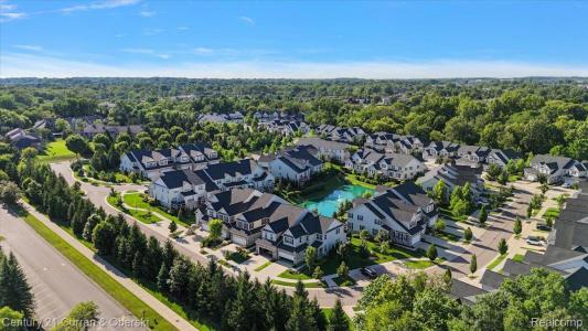 42749 Cardinal Way, Novi, Michigan 48375, USA