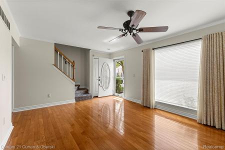 16485 Rudgate Street, Southgate, Michigan 48195, Amerika Birleşik Devletleri