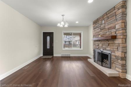 1076 Lindbergh Street, Wyandotte, 密西根州 48192, 美國