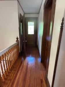 868 Elm Street, New Haven, Connecticut 06511, USA