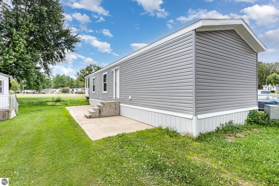 842 Hickory Street, Beaverton, Michigan 48612, États-Unis