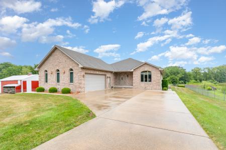 25611 S Blackberry Lane, Channahon, Illinois 60410, USA
