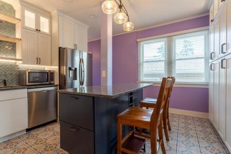 760 S Grandview Avenue, Dubuque, Iowa 52003