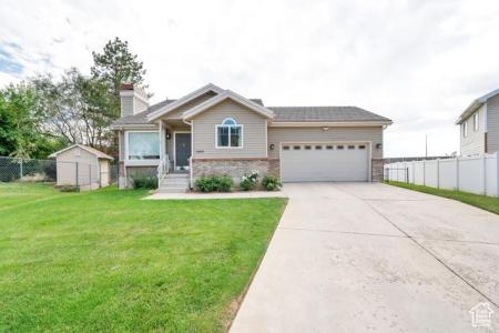 1689 N 725 W, Centerville, Utah 84014, USA