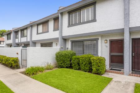 1910 W Palmyra Ave Unit#138, Orange, California 92868, USA