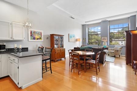 64 Forest St , 223, Medford, 메사츄세츠 02155, 미국