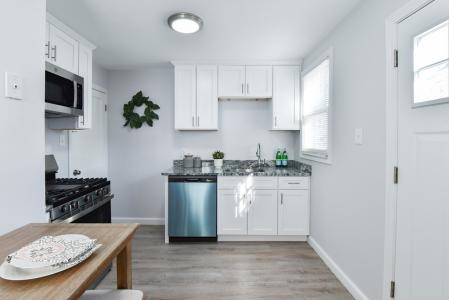 14 Caddy Road, Boston, Massachusetts 02126, USA