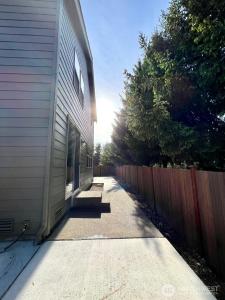 5609 151st Street Court E, Puyallup, Washington 98375, USA
